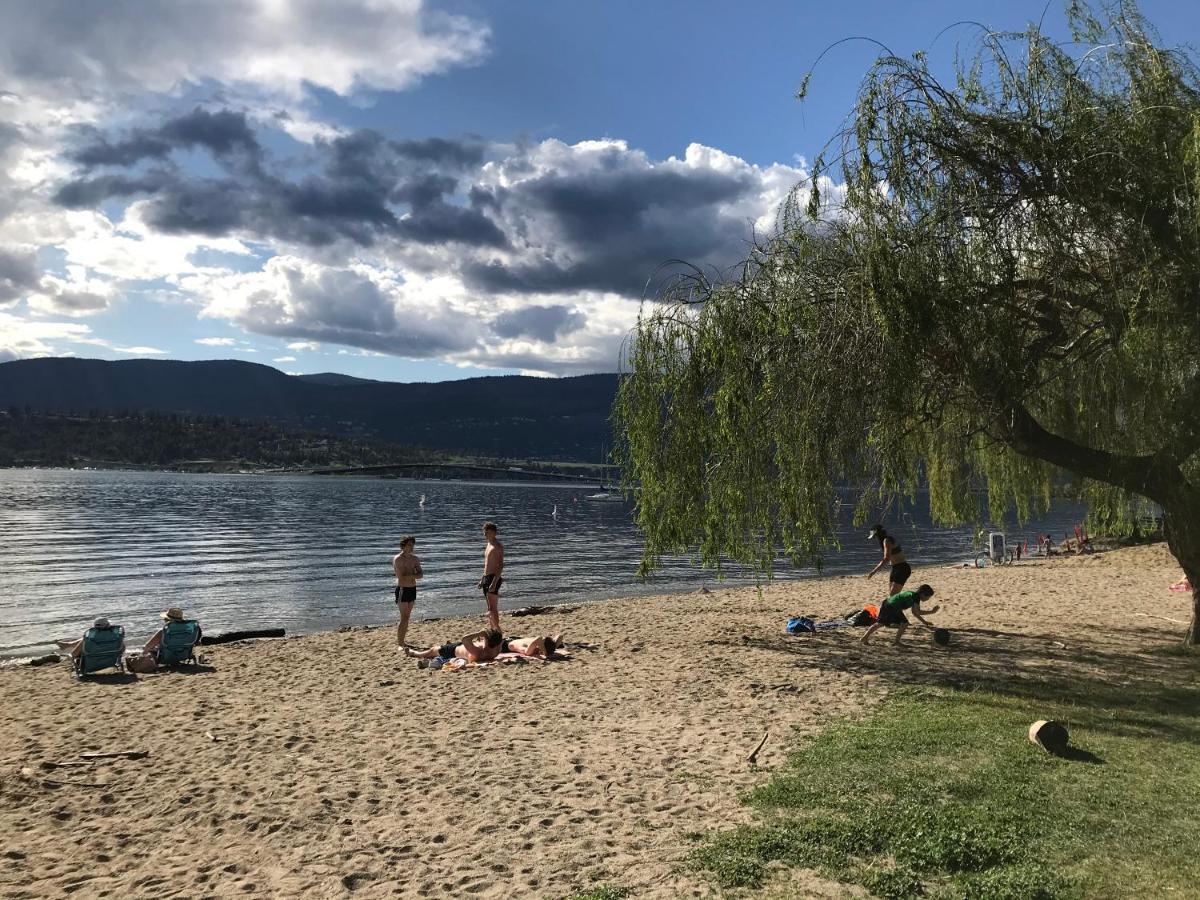 Stirling House Bed & Breakfast Kelowna