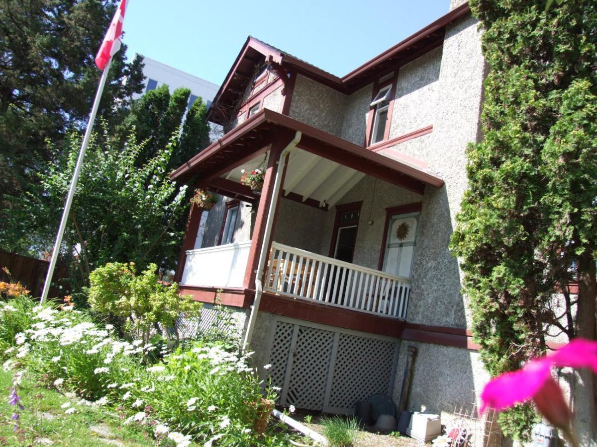 Stirling House *