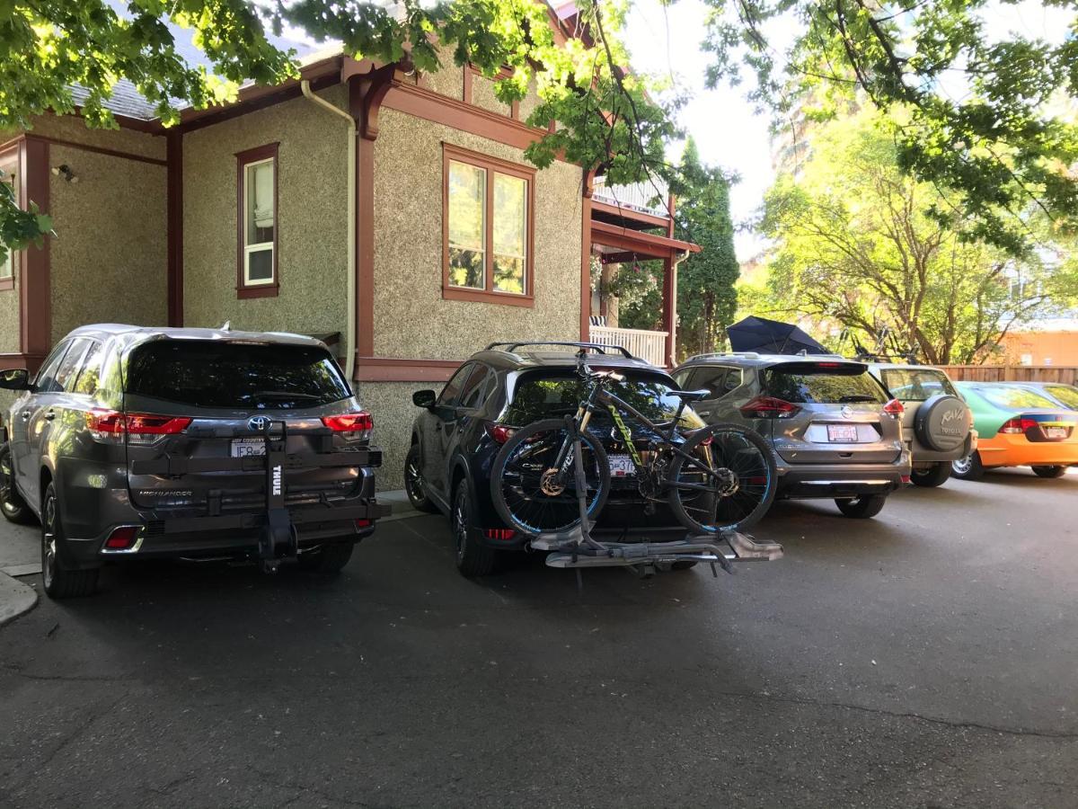 Stirling House Bed & Breakfast Kelowna