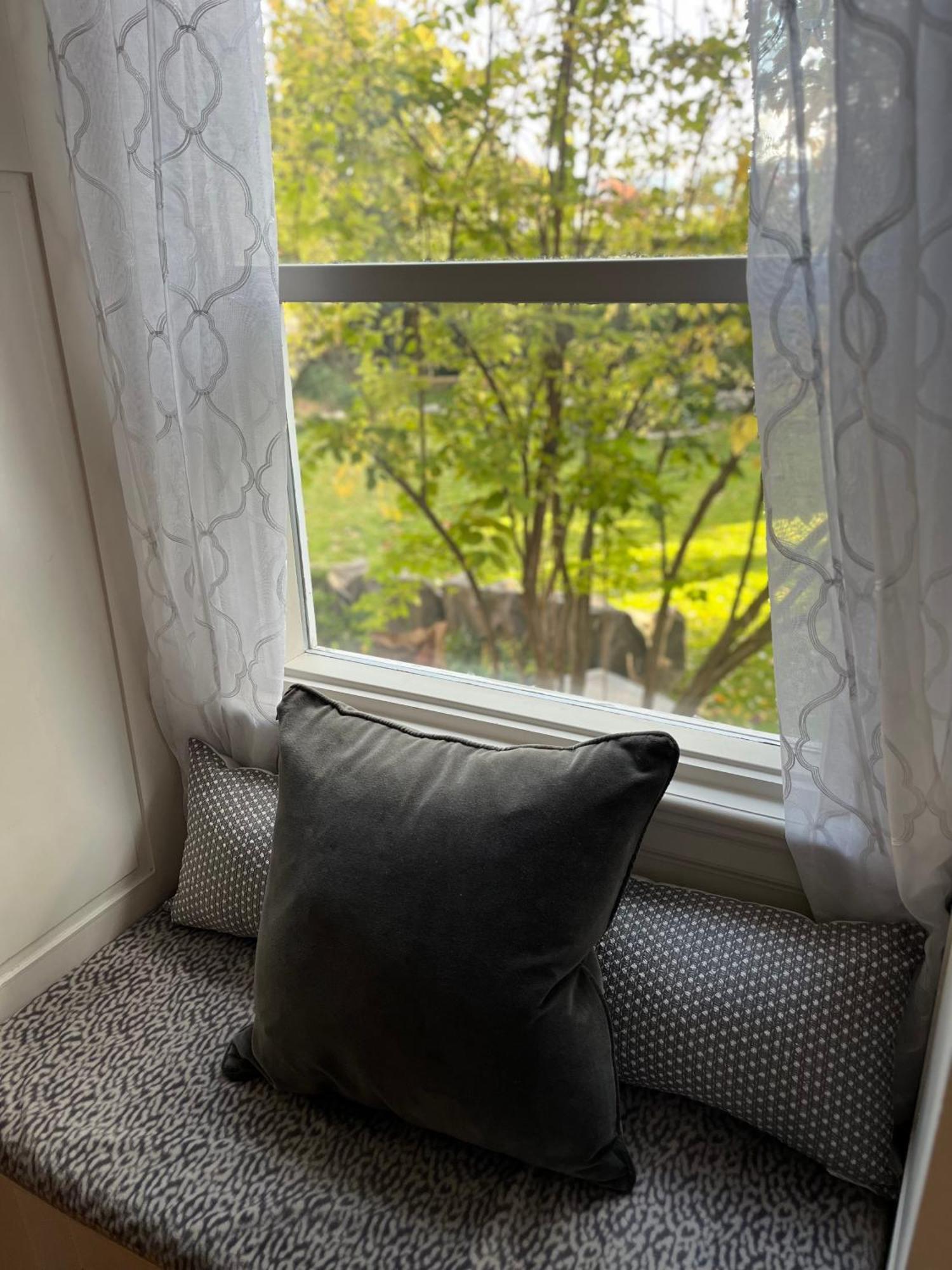Stirling House Bed & Breakfast *